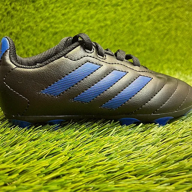 Adidas Goletto VIII FG Boys Size 12K Black Blue Leather Running Soccer Cleats