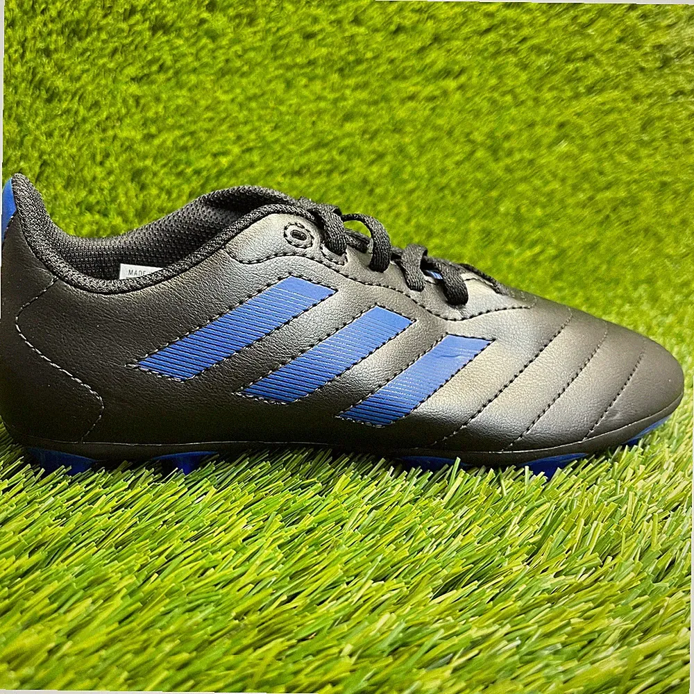 cushioned soccer cleats boys