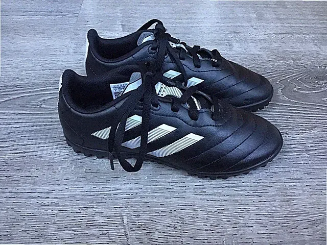 Adidas Goletto VIII TF J GY5781 Boys Youth 1 Black Soccer Cleats Indoor Shoes