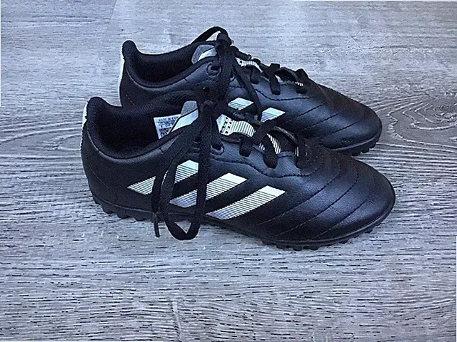 Adidas Goletto VIII TF J GY5781 Youth Boys 1 Black Soccer Cleats Indoor Shoes