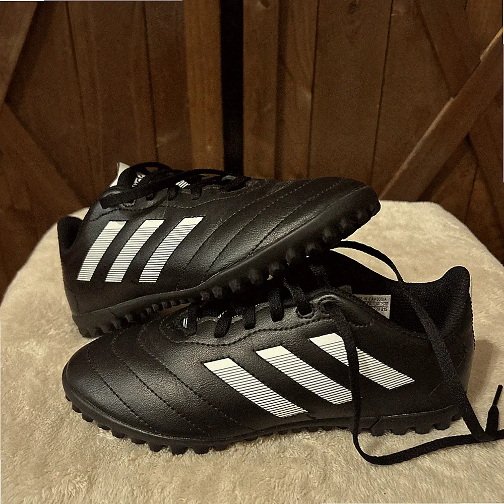 Adidas Goletto VIII Turf Soccer Cleats Size 3.5 Kids Black VGC UNWORN ~ youth