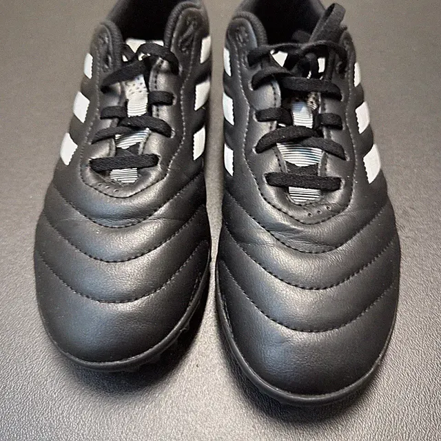 Adidas Indoor Black Cleats Size 6 Mens