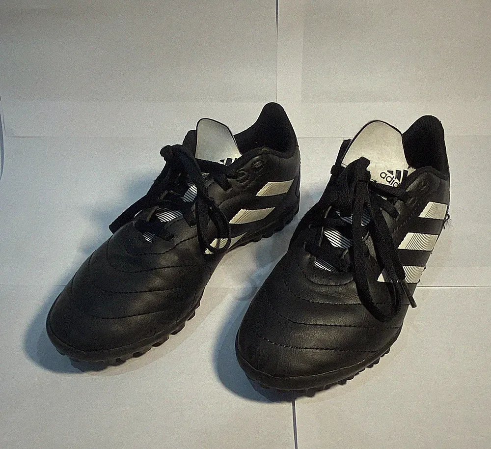 adidas Indoor Soccer Turf Cleats, Black, US Size 5 - Turf Soccer Cleats