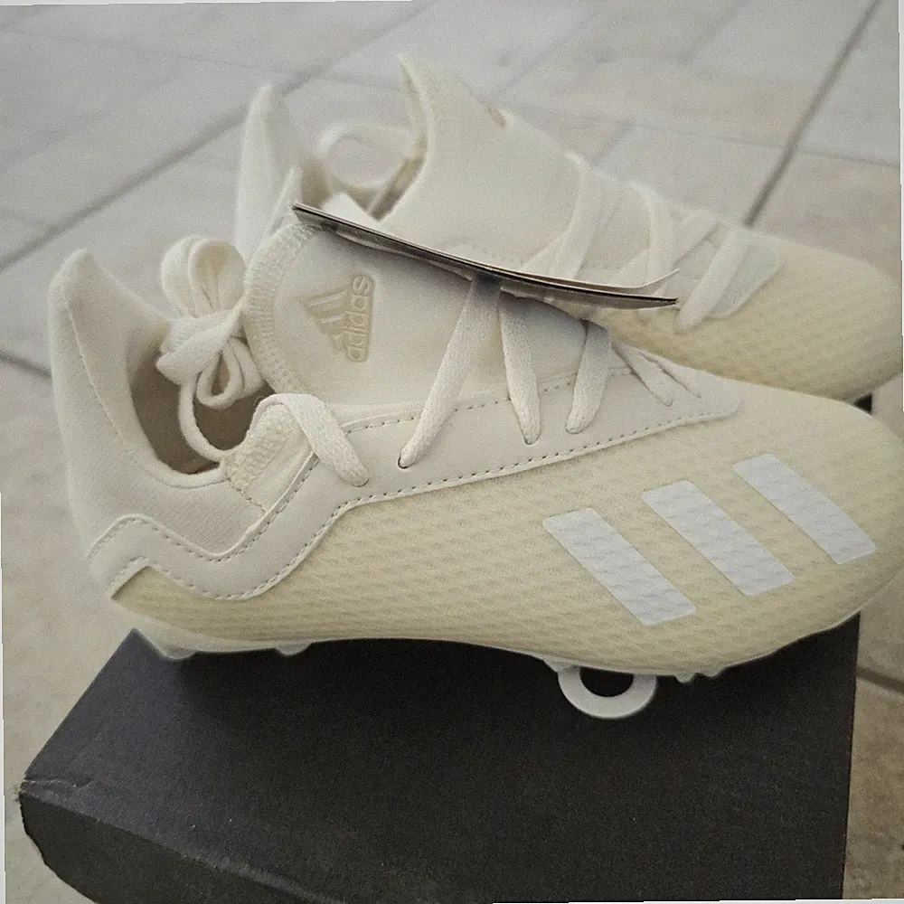 Adidas Jr X 18.3 FG J Cleats Soccer Shoes Kids Youth 11.5 DB2417 Vintage Ivory