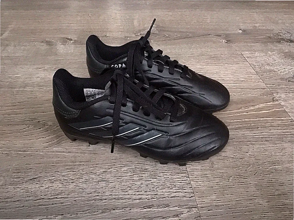 Adidas Kids Copa Pure 2 FxG Youth Boys Size 13K Black IG1105 Kids Soccer Cleats