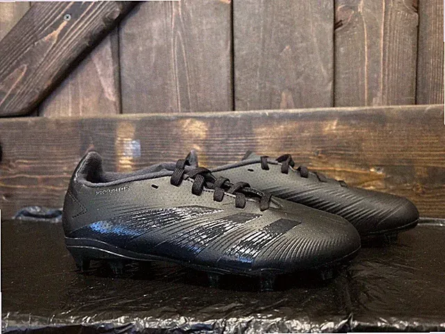 adidas Kids Predator 24 League FG Core Black Carbon IG7750