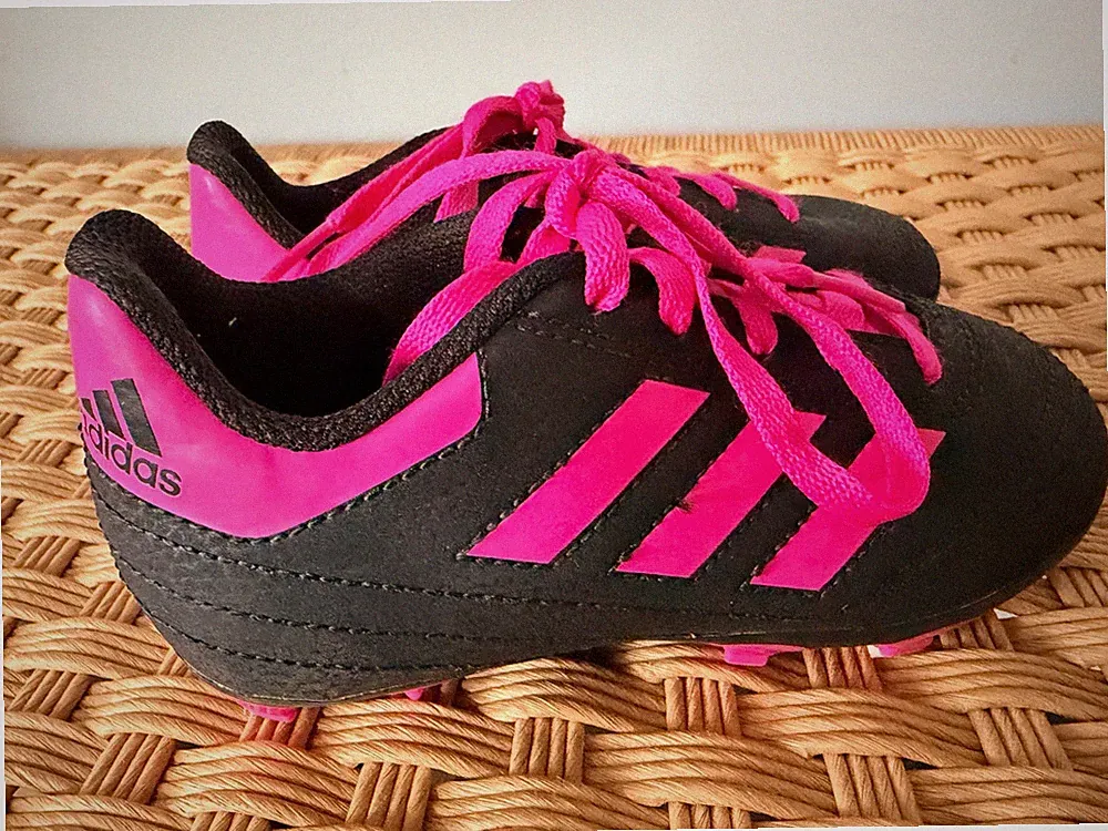 Adidas Kids Soccer Cleats Size 11 Black Pink Youth Molded Studs