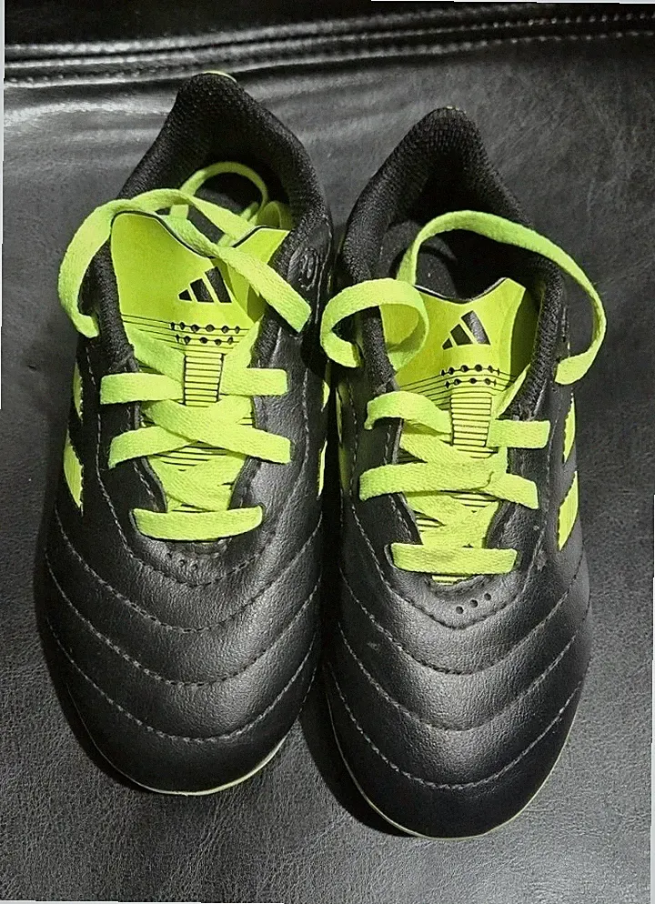 adidas Kids' Soccer Cleats Size 11K