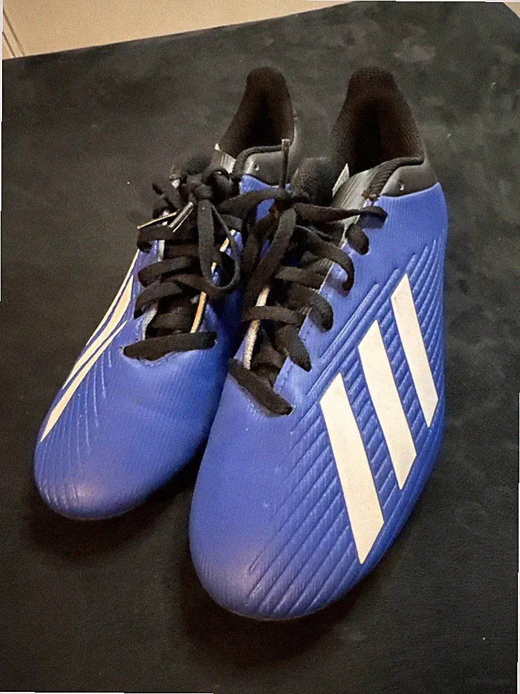 Adidas Kids Soccer Cleats Size 8.5