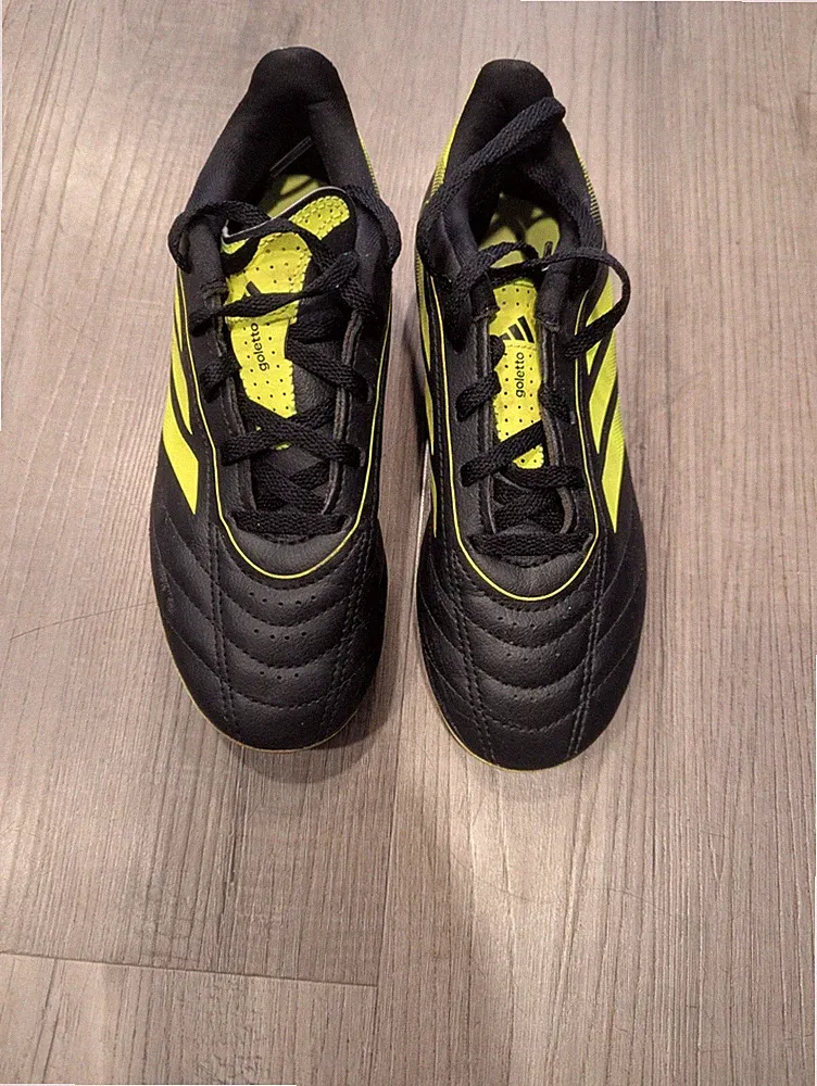 ⚽adidas Kids' Soccer Shoes Cleats Size 2 1/2 K 👟