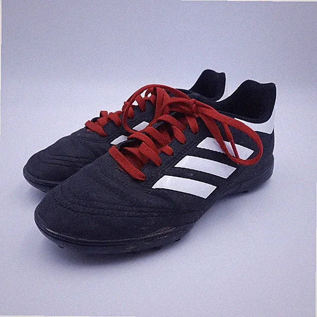Adidas Kids Youth Indoor Soccer Shoes Cleats Size 2 SGC 753002