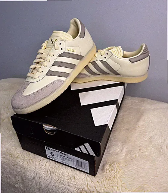 adidas Lionel Messi Samba Indoor Cream White/Gray Low Top Lace Up Men JQ0266