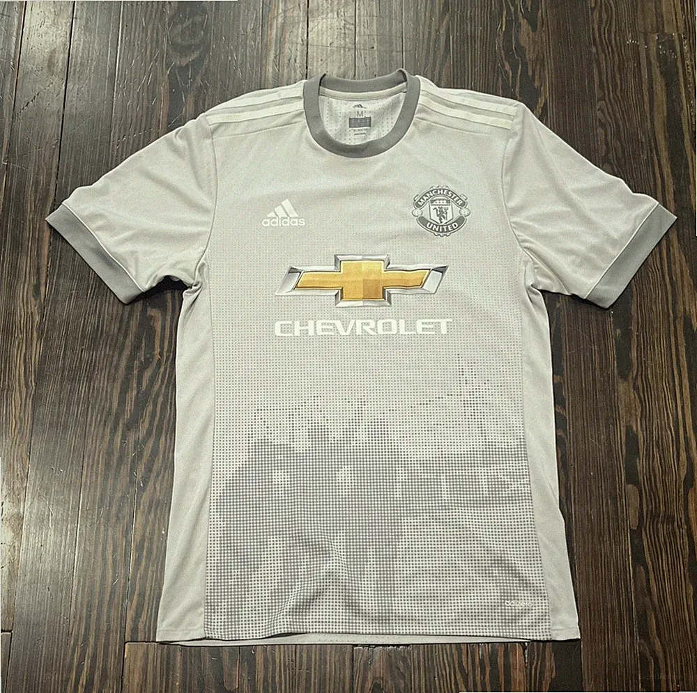 Adidas Manchester United 2017 Alternate Soccer Jersey Men’s Medium Gray Poly