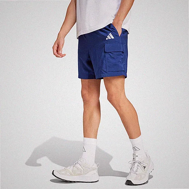 adidas men Essentials Small Logo Cargo Chelsea Shorts