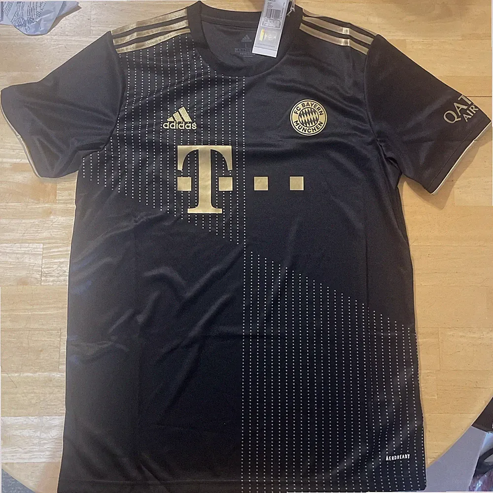 Adidas Men's FC Bayern Munich 21/22 Soccer Jersey Black/Gold, Size L NWT