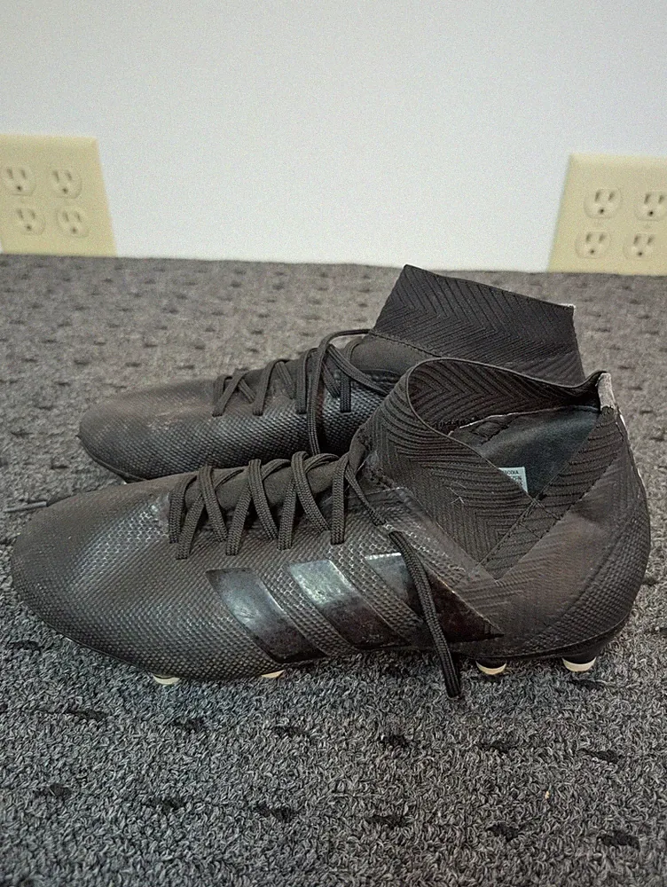 Adidas Mens 7 Nemeziz 18.3 FG Soccer Cleats Black Mid Top Shoes DB2108