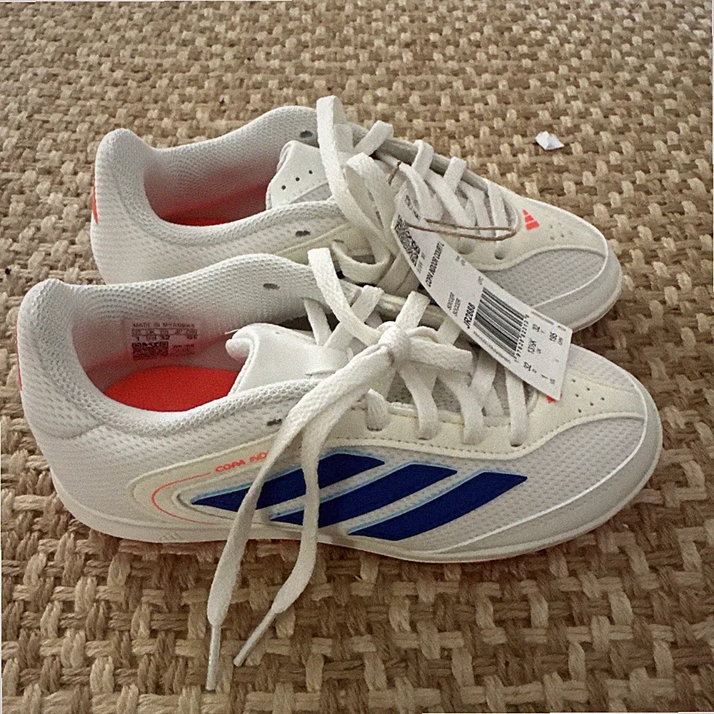 ADIDAS MENS COPA INDOOR COURT Futsal SOCCER CLEATS JR2888 white sz 1, 3, 3.5 4.5