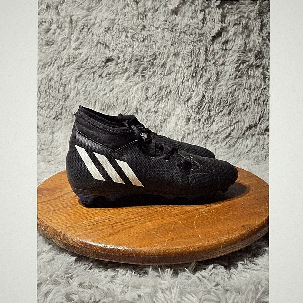 Adidas Mens Size 6 Predator Edge.3 Firm Ground Soccer Futbol Black Blue Cleats