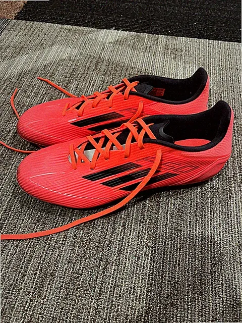Adidas mens soccer cleats size 11.5