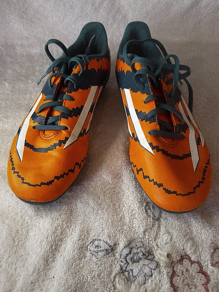 Adidas Messi 10.3 Mens Football/Soccer Cleats Mens Size 6