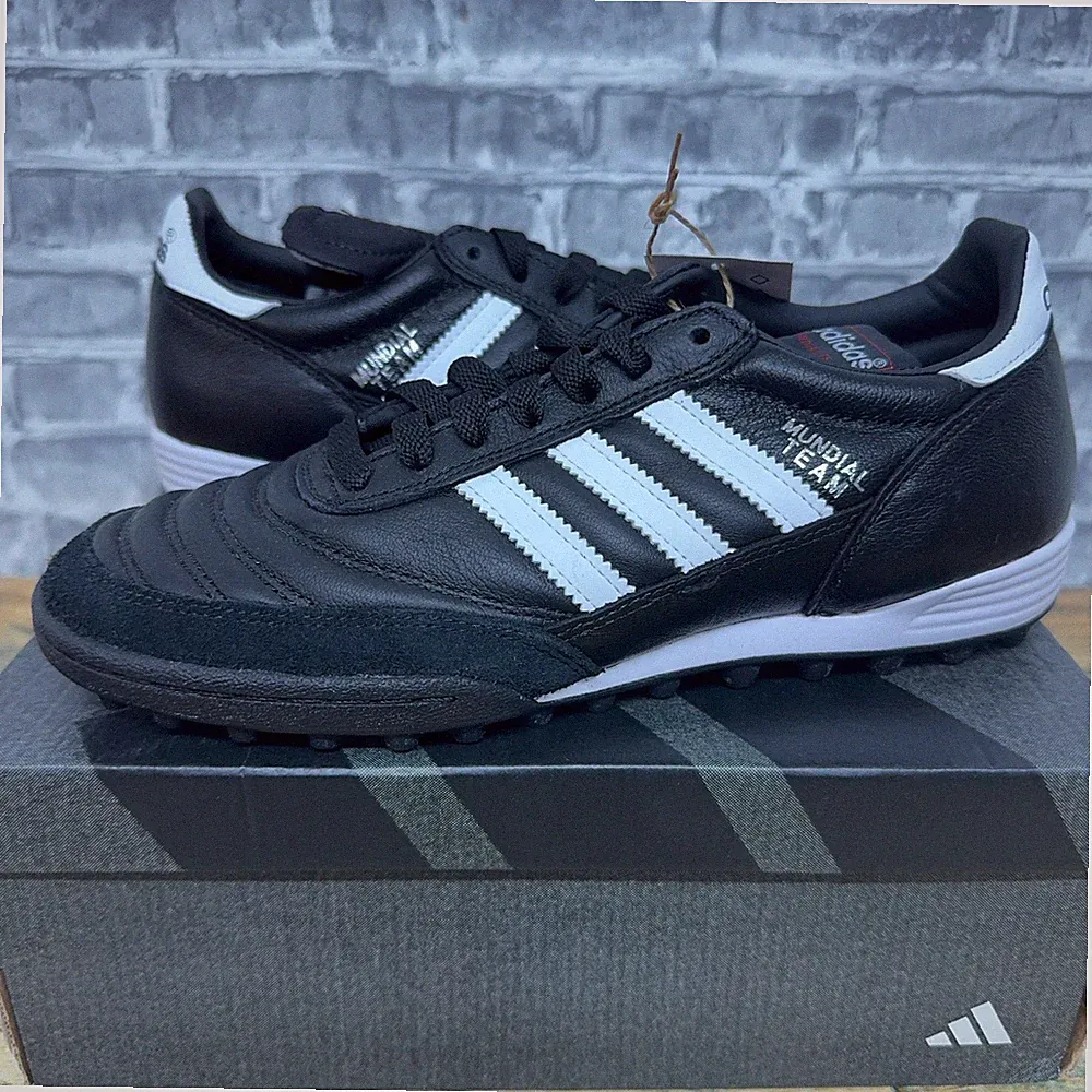 Adidas Mundial Team Black White Turf Soccer Shoes Leather 019228 Mens Size 7 New