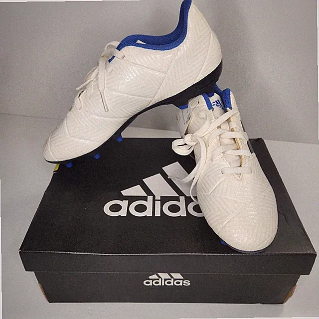 Adidas Nemeziz 18.4 Women’s soccer cleats brand new size 6.5