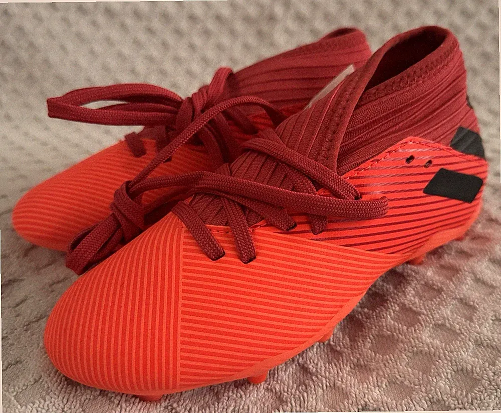 adidas Nemeziz 19.3 FG Youth Soccer Cleats Coral Black Glory Red Boys 1.5 EH0492