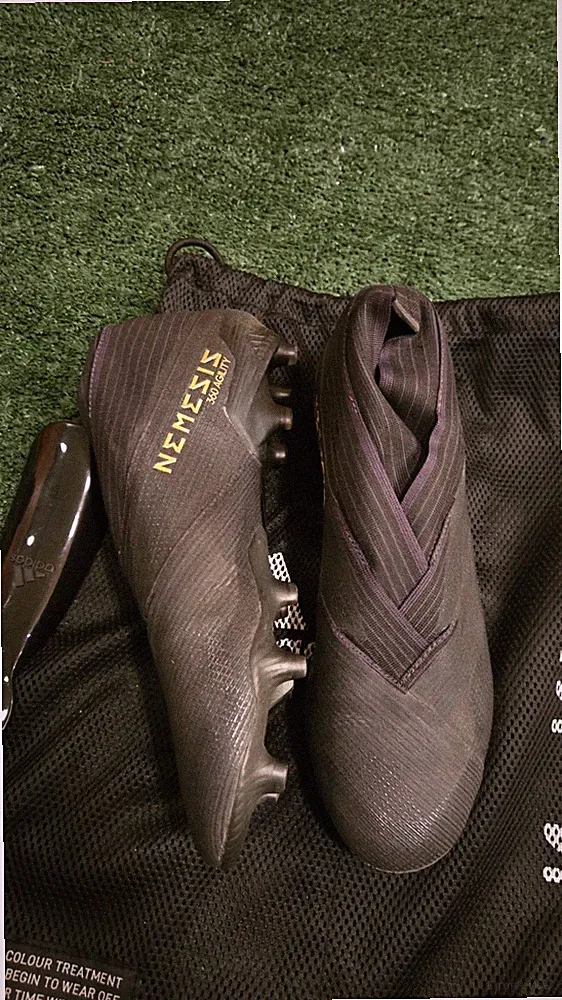 Adidas Nemeziz 19+ Mens Firm Ground Soccer Cleats Black/Black F34405 Size 7.5