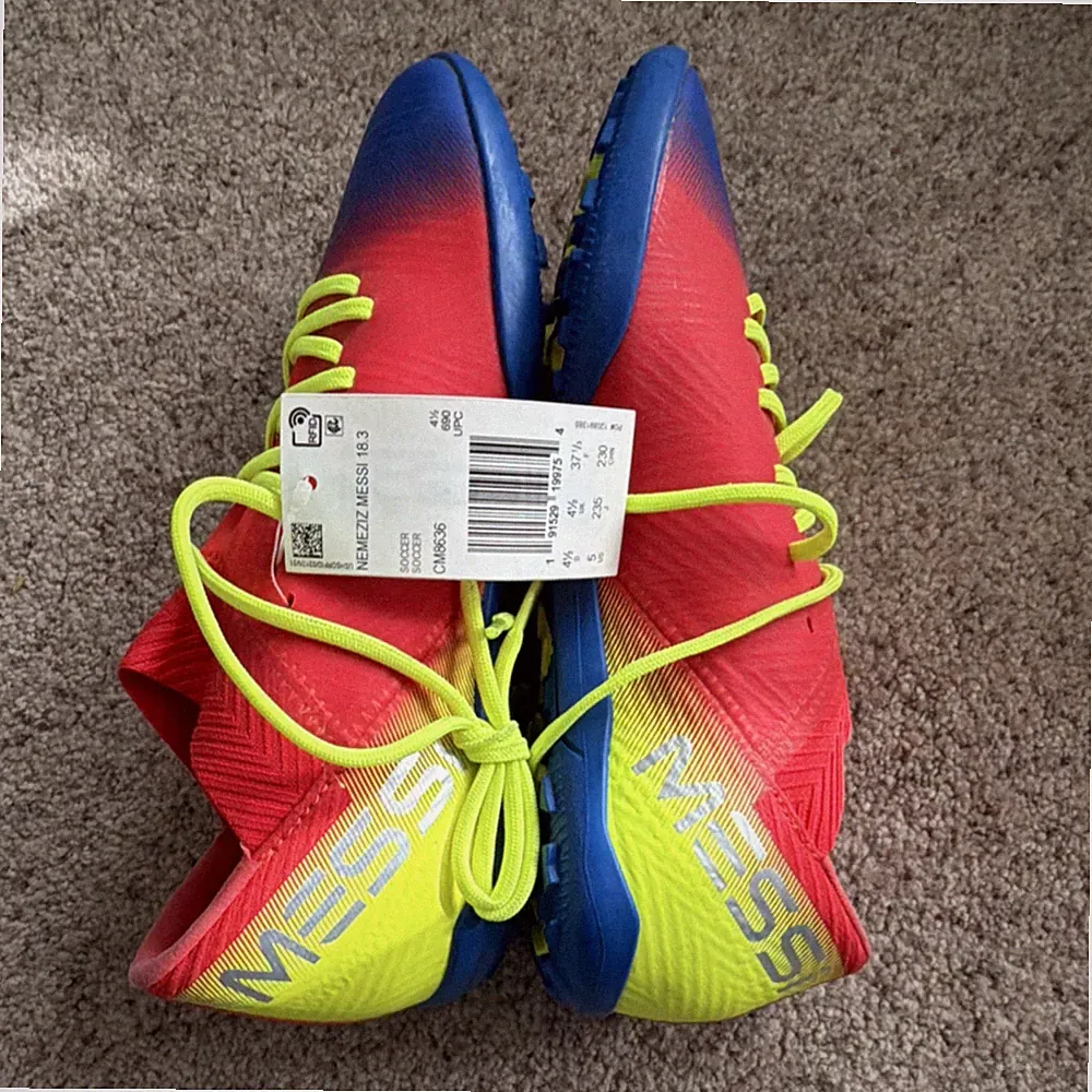 adidas Nemeziz Messi 18.3 Soccer Shoes Red Blue Yellow Youth Size 5 CM8696