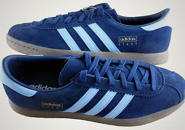 Adidas Originals Men's STADT Suede Indigo Navy Gum Sneakers Size 10 JQ9008