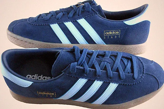 Adidas Originals Men's STADT Suede Indigo Navy Gum Sneakers Size 10 JQ9008