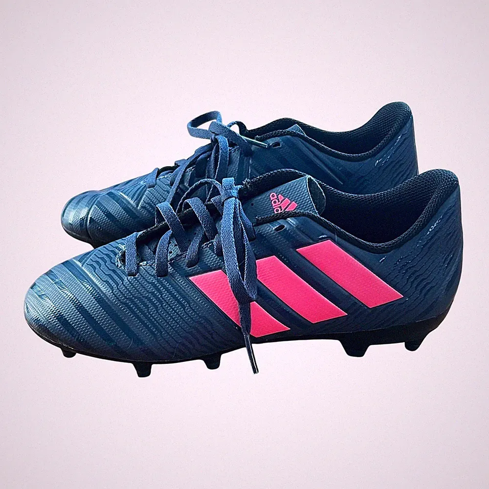 Adidas Outdoor Soccer Cleats Youth Size 5.5 Girls Navy Pink Nemeziz 17.4 Grass
