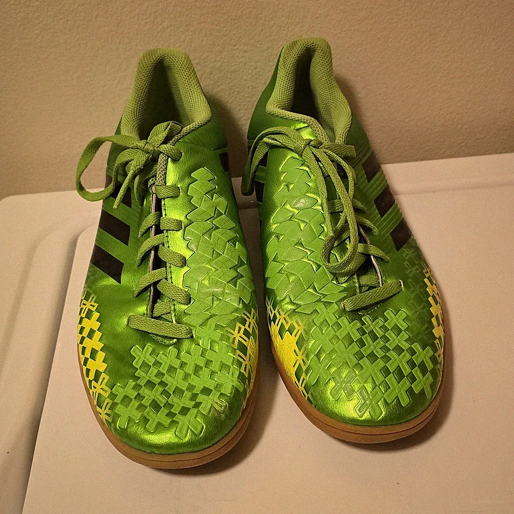 Adidas P Absolado LZ IN Men's Green Neon Q21692 Indoor Soccer Predator Cleats 9