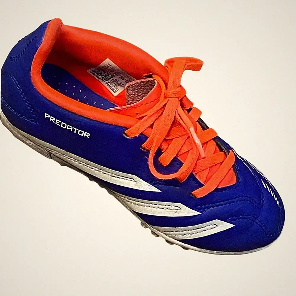 Adidas Predater Club Soccer Cleats Boys Sz 13.5 Y Blue Orange
