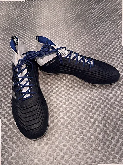 Adidas Predator 18.1 Firm Ground Soccer Cleats Blue White Size 5 Women’s