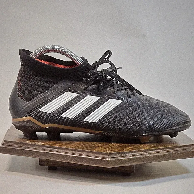 Adidas Predator 18.1 Firm Ground Soccer Shoes Mens Size 5 ControlSkin Cleats