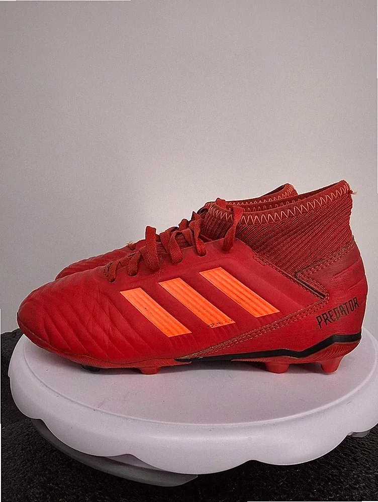 Adidas Predator 18.3 FG Soccer Cleats Solar Red CM8534 Men 4 / Women 5 Shoes