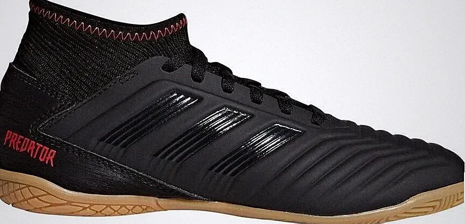 adidas Predator 18.3 IN J Indoor Soccer Size 1.5 YOUTH Black/Gum/Red