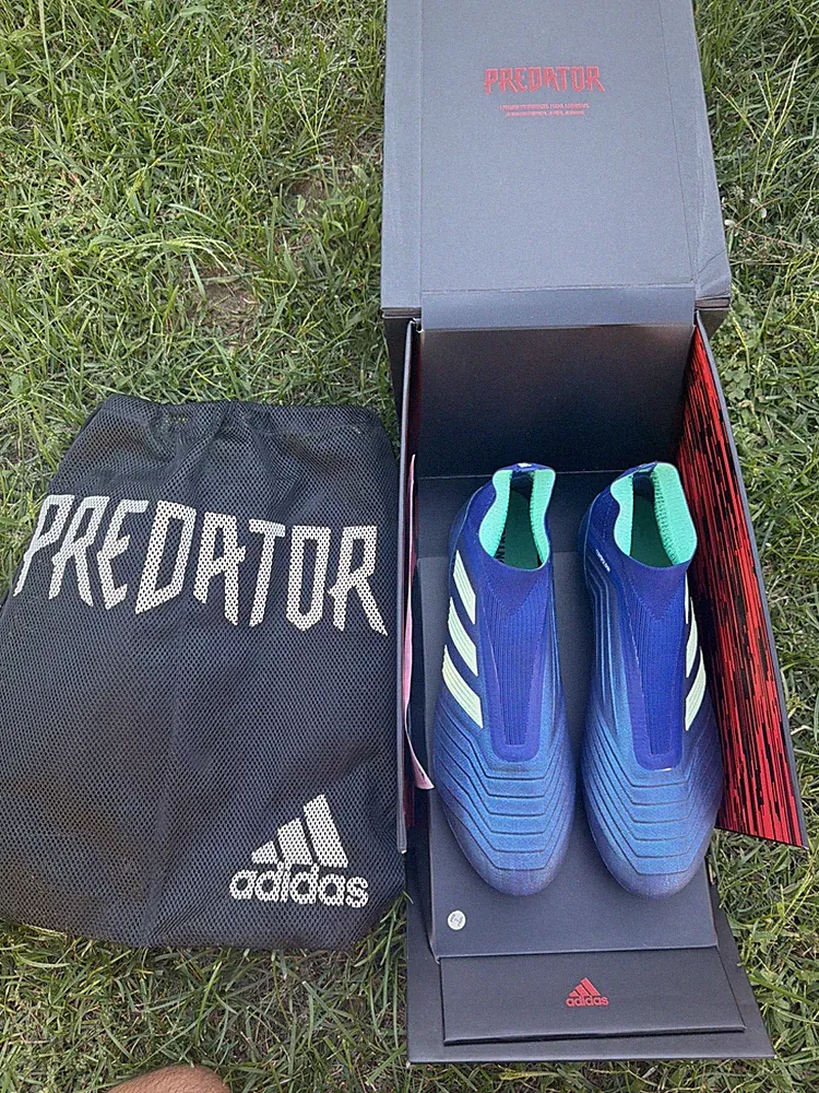 Adidas Predator 18+ SG Soft Ground Soccer Cleats Unity Ink Size 11.5 M