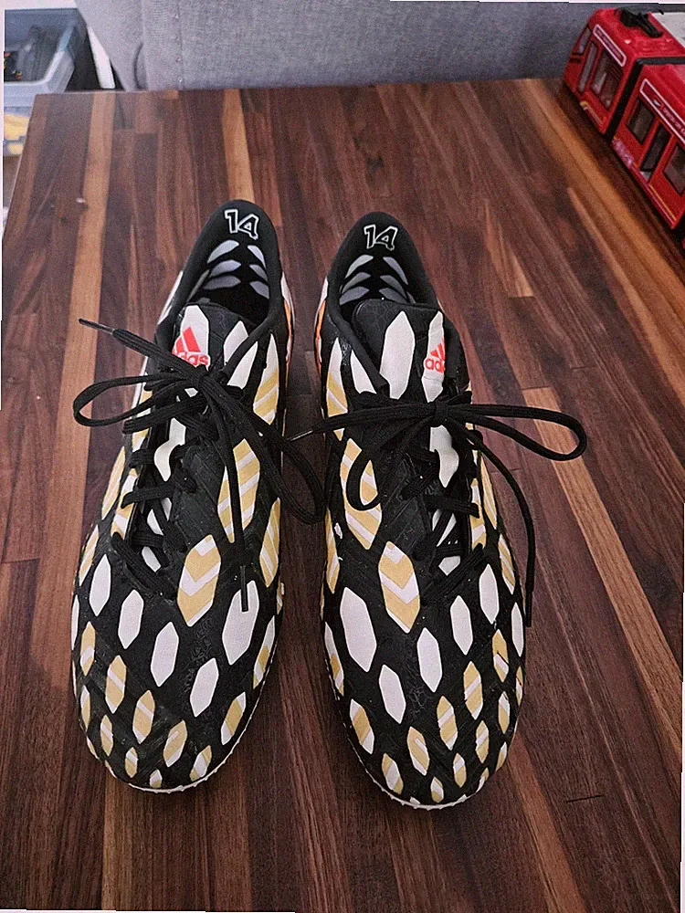 Adidas Predator Absolion 14 Mens Size 12 Soccer Cleats Black White