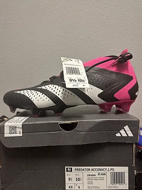 adidas Predator Accuracy.1 FG Soccer Cleats men’s Size 9.5 GW4569