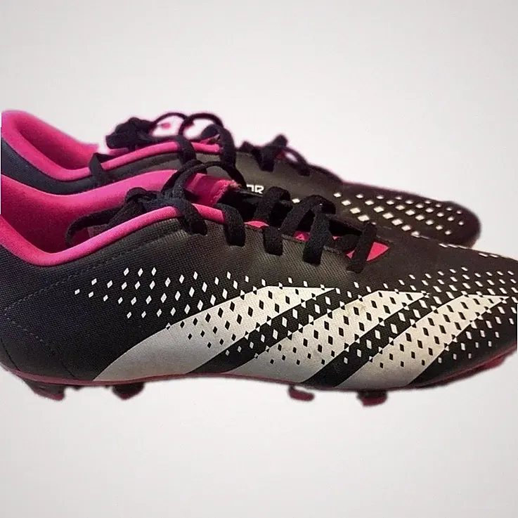 Adidas Predator Accuracy .4 Kids Flexible Ground Indoor Soccer Cleats Size 2.5 B