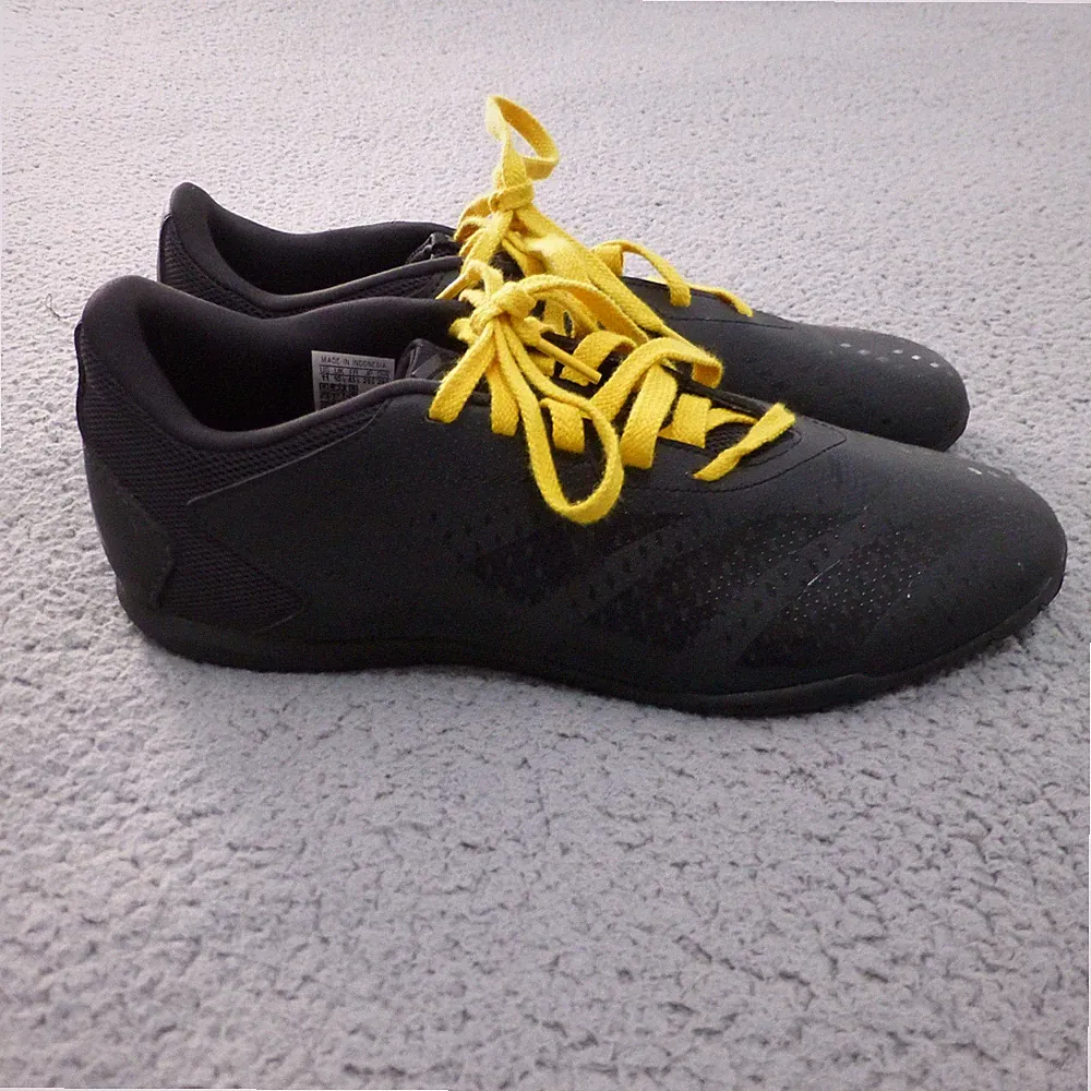 Adidas Predator Accuracy.4 Mens 10 Indoor Turf Soccer Cleats Black Yellow