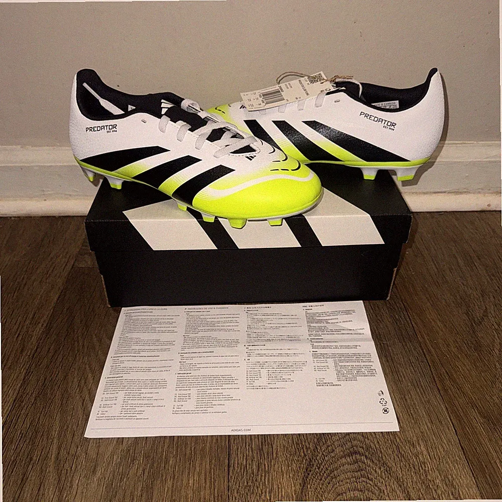 Adidas Predator Club FG/MG J Kids Size 4 Soccer Cleats White and Lime Green