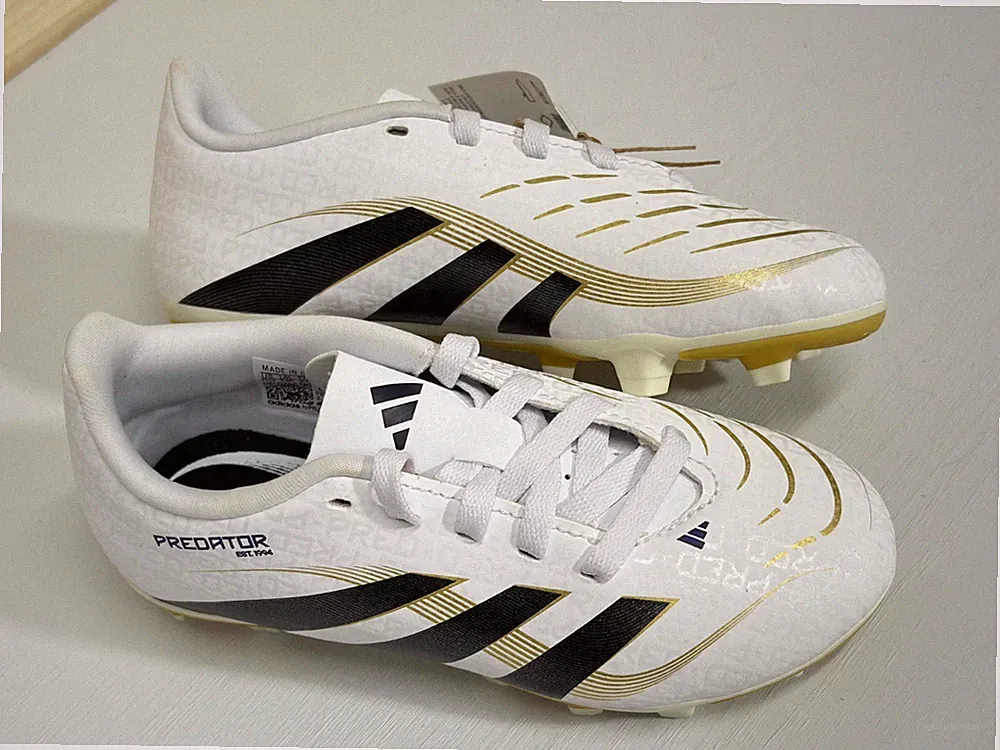 adidas Predator Club FG/MG White Black Youth Size 11.5K Kids Soccer Cleats