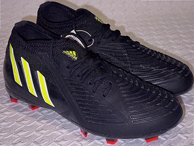ADIDAS Predator Edge.1 FG Black Yellow Red Green Soccer Cleats Boys Girls Sz 3