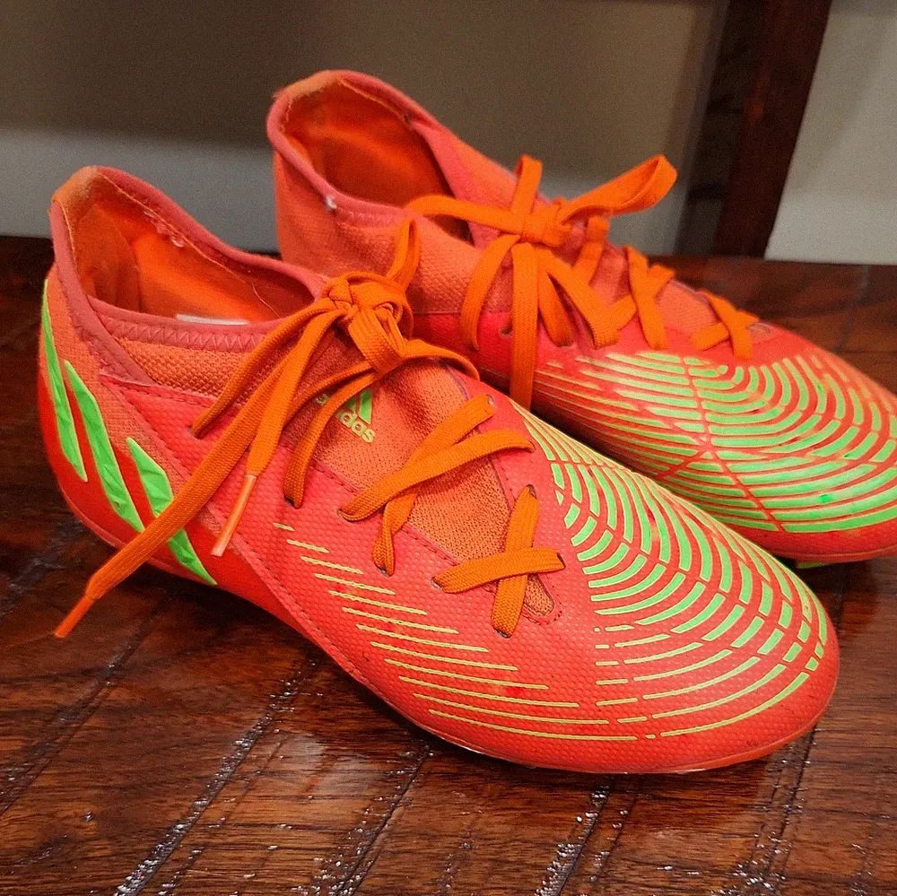 Adidas Predator Edge.1 SG Soft Ground Soccer Cleat Solar Red GW1016 Sz 3.5