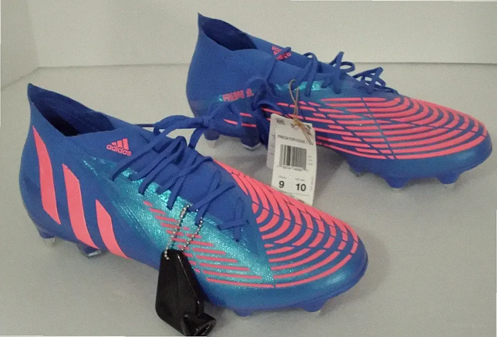 Adidas Predator Edge. 1 SG Soft Ground Soccer Cleats M-9 W-10