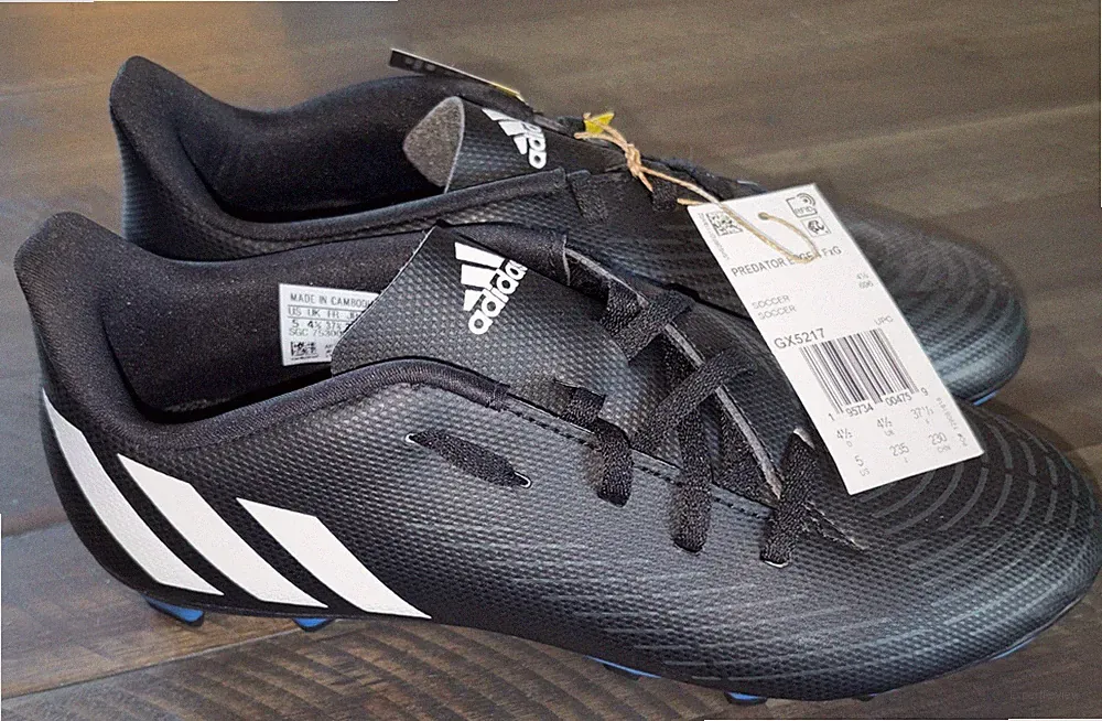 Adidas Predator Edge.4 Outdoor Soccer Shoes Black/White Size 5 NWT