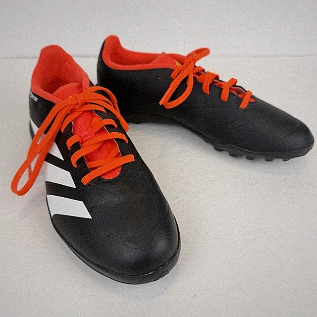 Adidas Predator Edge.4 TF Turf Soccer Shoes Youth Size 6 Core Black/Vivid Red